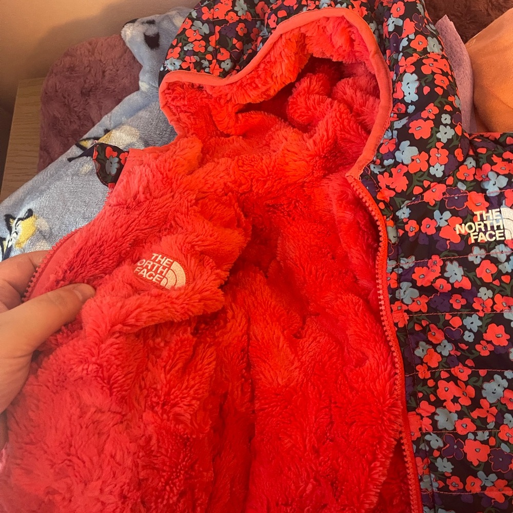Reversible northface jacket for toddler girl!